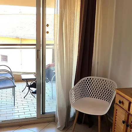 Chataignier Apartment *